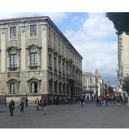 Palazzo Grecale Dell'etna